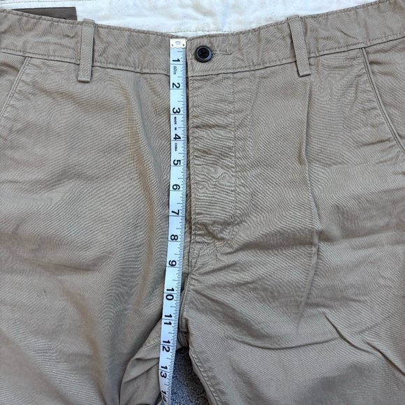 Men’s Levi’s Chino Pants - Picture 8 of 9